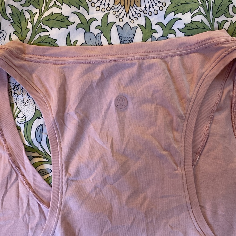 Lululemon Racerback tee - Picture 4 of 6